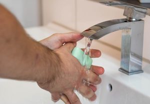 washing hands during flu season